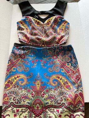 Bebe 2-Piece Set – Small Top / Medium Skirt – Paisley Bodycon